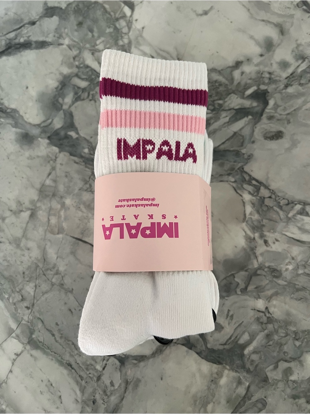 IMPALA Women's White Crew Socks 3-Pack with Pastel Striped Accents
